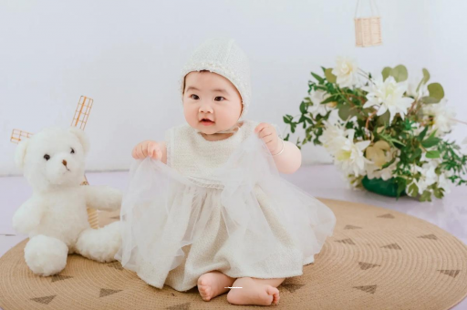 成都试管代怀怀孕初期肚子胀得难受